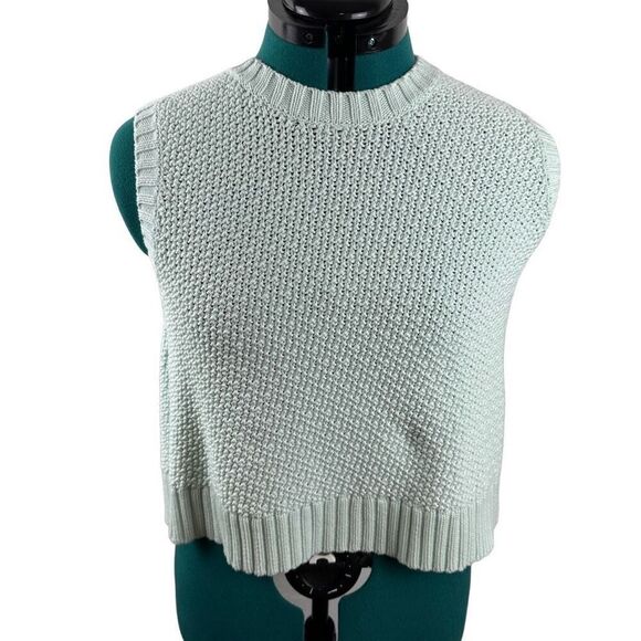 Banana Republic open back vest - Picture 3 of 9